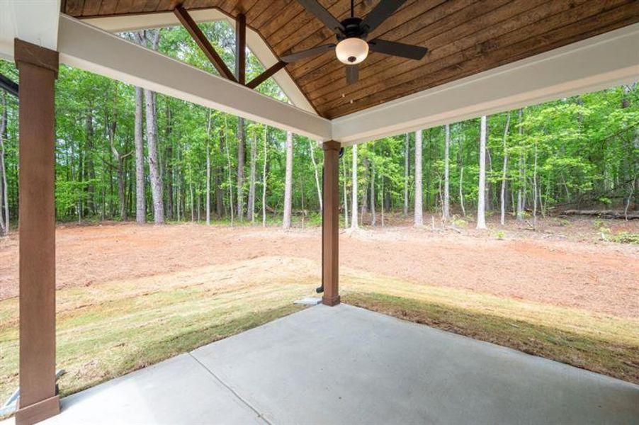 Exterior details and patio area of a home in , Dallas (Image 19).