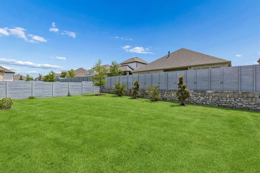 Exterior details and patio area of a home in , McKinney (Image 21).
