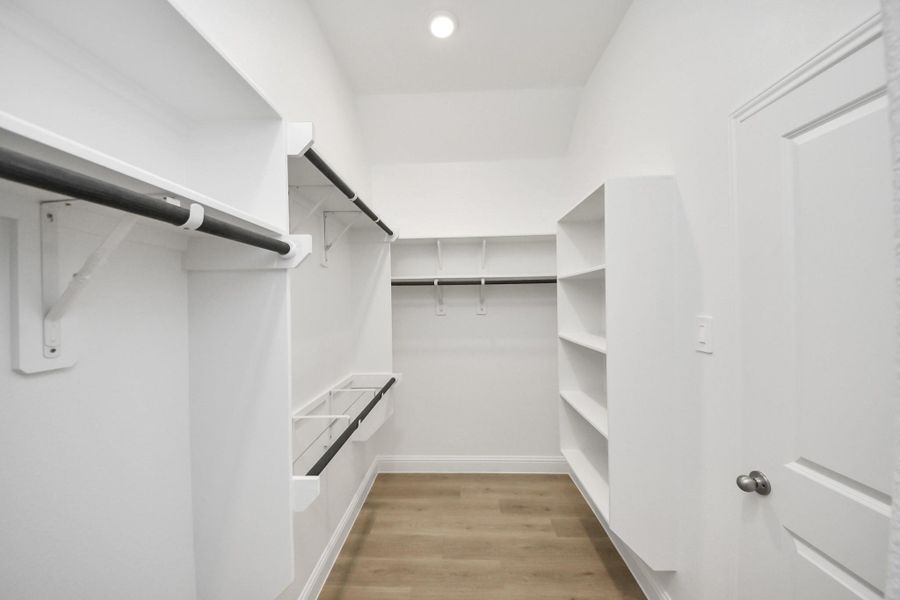 Spacious, unfurnished interior of a new home in Bridgeland: Heritage Collection, Cypress (Image 27). Spacious, unfurnished interior of a new home in Bridgeland: Heritage Collection, Cypress (Image 27).