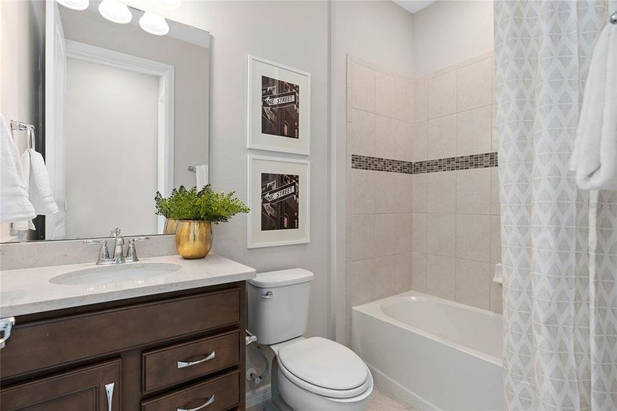 Furnished interior view inside a new home in Tohoqua, Kissimmee (Image 21).
