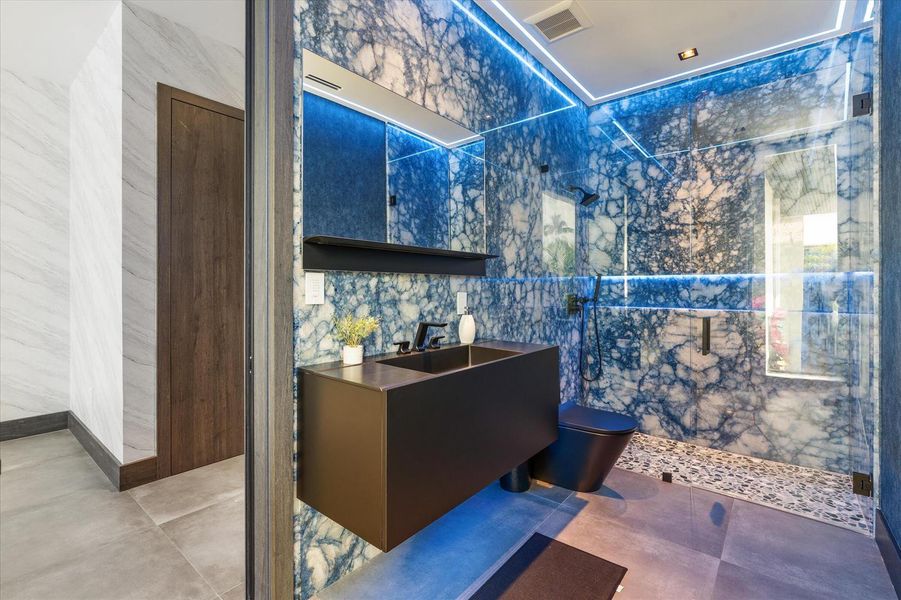 21-1528 SE 11th Street Ft. Lauderdale, F 21-1528 SE 11th Street Ft. Lauderdale, F