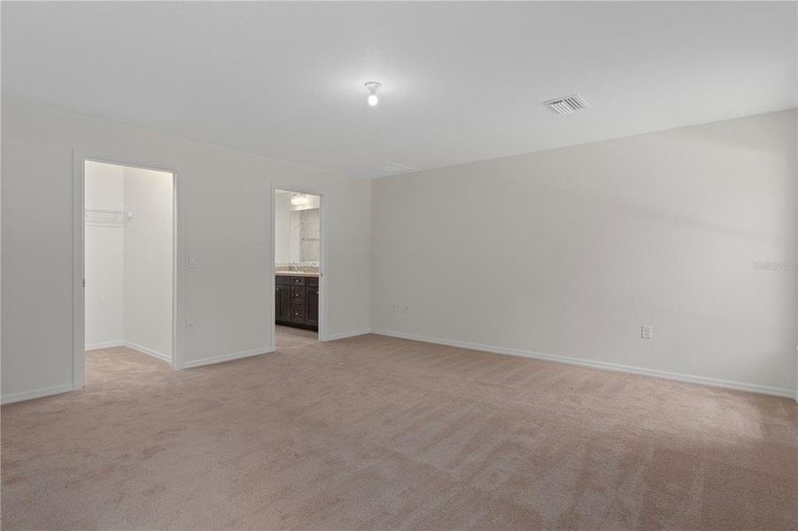 Spacious, unfurnished interior of a new home in , Weeki Wachee (Image 17). Spacious, unfurnished interior of a new home in , Weeki Wachee (Image 17).