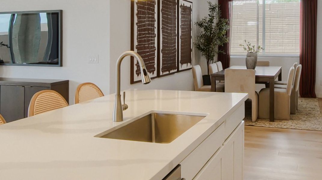 Discovery Saddleback Ironwood Kitchen 1of5 F1