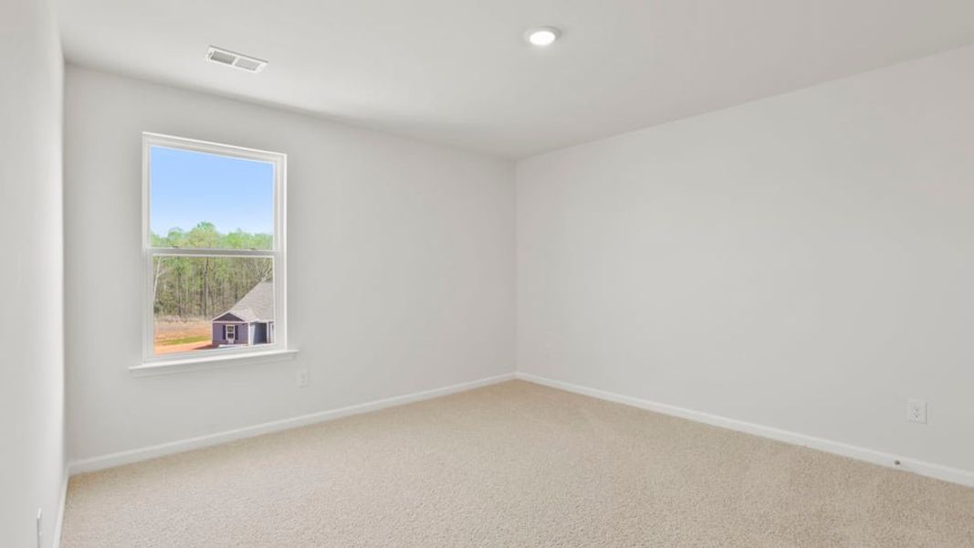 Spacious, unfurnished interior of a new home in Cedar Gap, Fountain Inn (Image 20).
