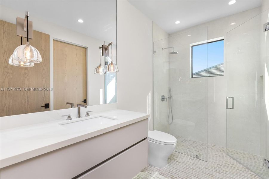 Furnished interior view inside a new home in , Fort Lauderdale (Image 38).