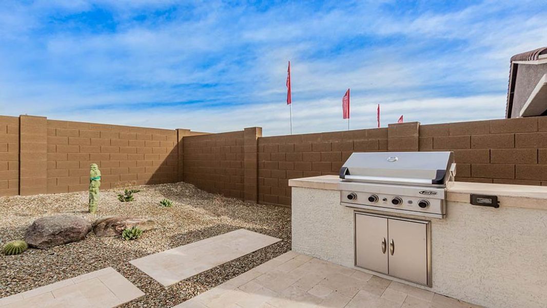 Image 16 representing the Hudson by Taylor Morrison in Stonehaven Encore Collection, Glendale, AZ. Image 16 representing the Hudson by Taylor Morrison in Stonehaven Encore Collection, Glendale, AZ.