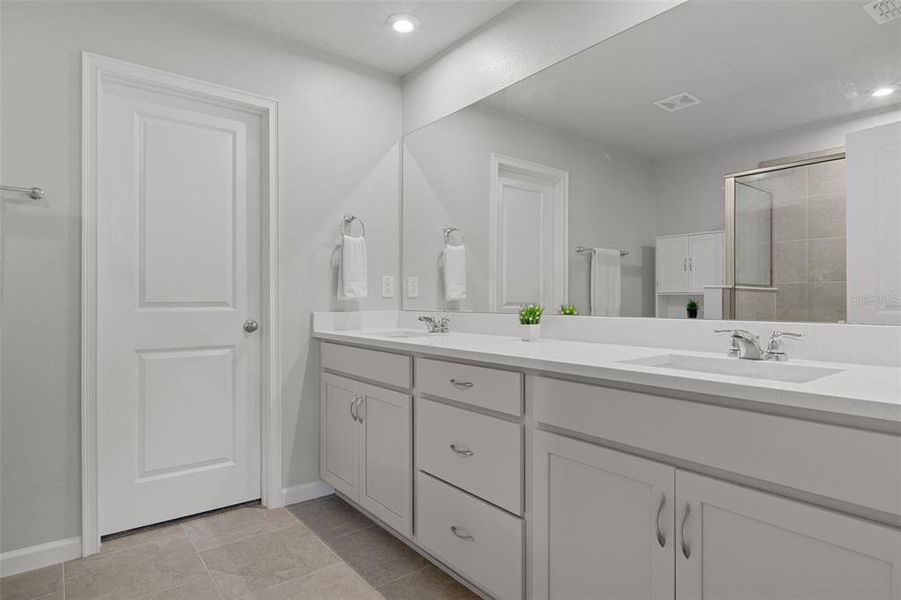 Furnished interior view inside a new home in , Wesley Chapel (Image 34).