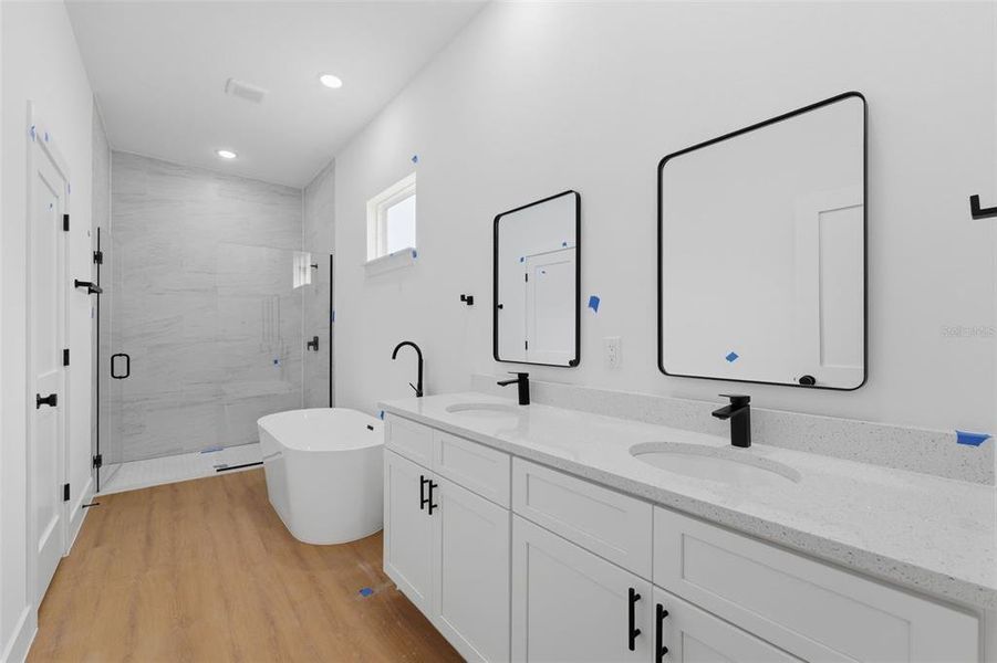 Furnished interior view inside a new home in , Ocala (Image 10).