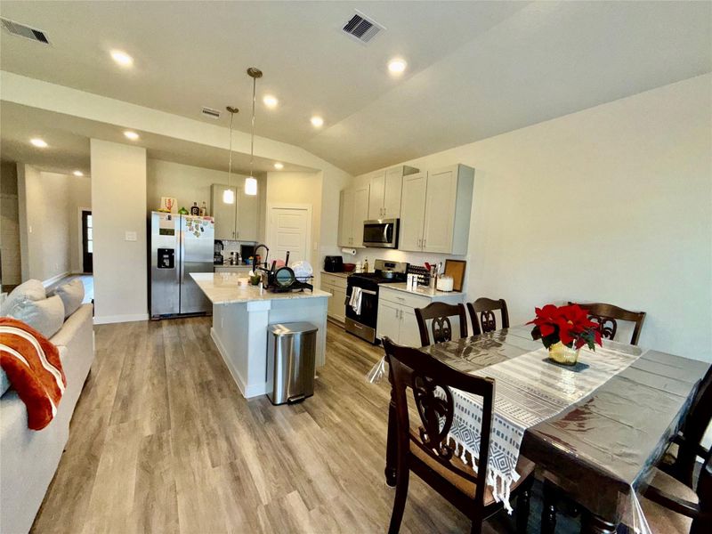 Furnished interior view inside a new home in Sundance Cove - Classic Series, Crosby (Image 13). Furnished interior view inside a new home in Sundance Cove - Classic Series, Crosby (Image 13).