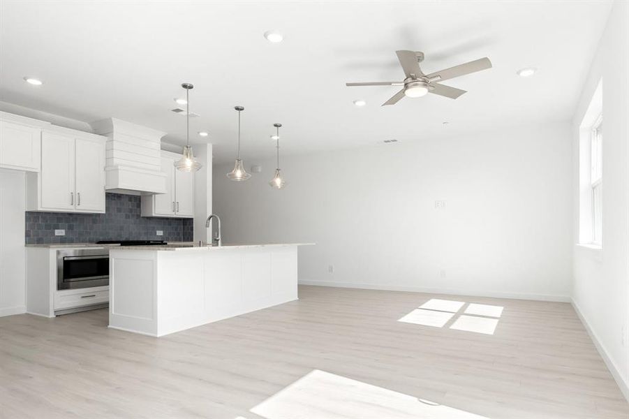 007-721ProsperLane-Wylie-TX-75098-Living.jpg-SMALL 007-721ProsperLane-Wylie-TX-75098-Living.jpg-SMALL