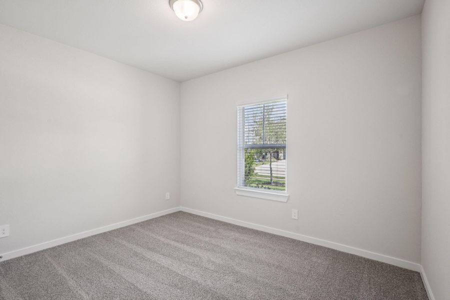 Spacious, unfurnished interior of a new home in Kingdom Heights, Rosenberg (Image 23).