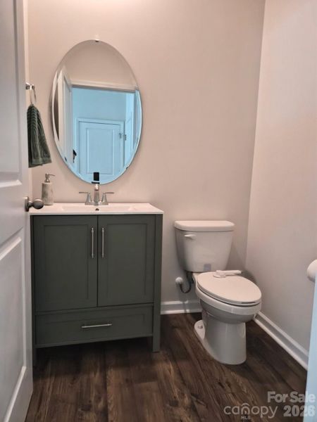 Furnished interior view inside a new home in Fergus Crossing, York (Image 17).