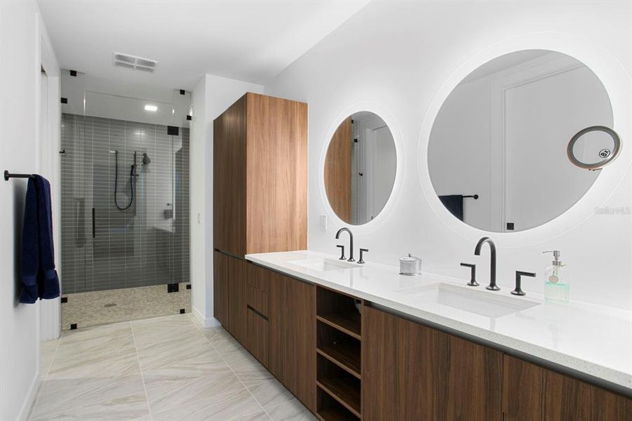 Furnished interior view inside a new home in , St. Petersburg (Image 19).