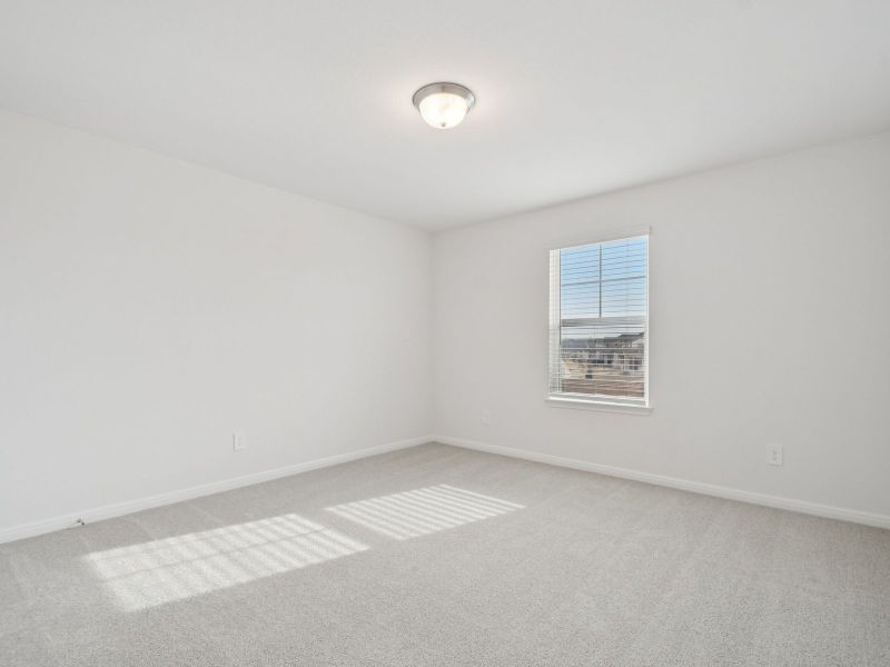 Spacious, unfurnished interior of a new home in Riverbend at Double Eagle - Boulevard Collection, Cedar Creek (Image 12).