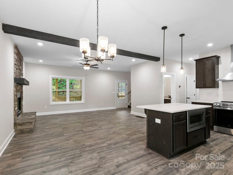 Image 42 of a home in .