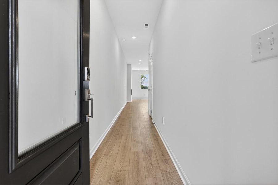 Spacious, unfurnished interior of a new home in Weatherfield, Buford (Image 23).