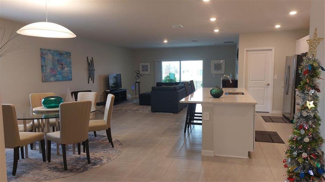 Furnished interior view inside a new home in , Kissimmee (Image 4).