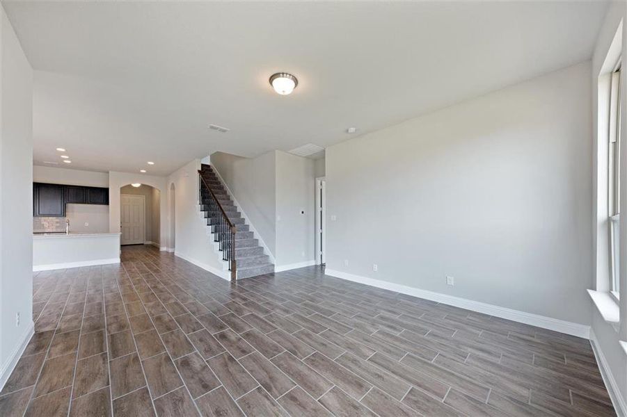 Image 10 of a home in Sunterra.