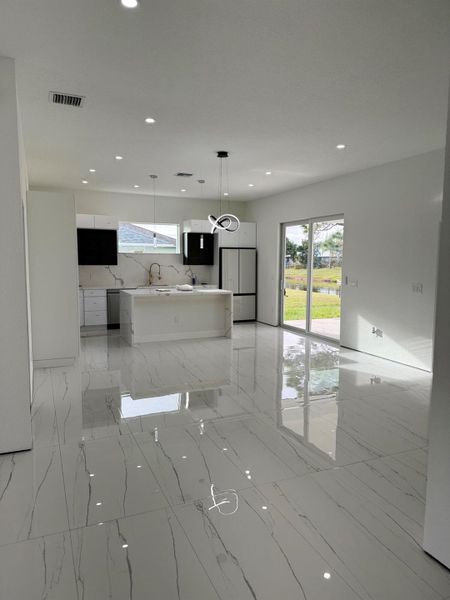 Image 13 of a home in .