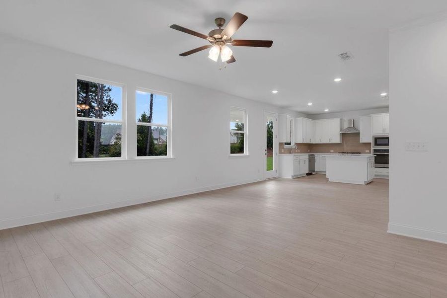 Spacious, unfurnished interior of a new home in Maddox Landing, Hoschton (Image 16).