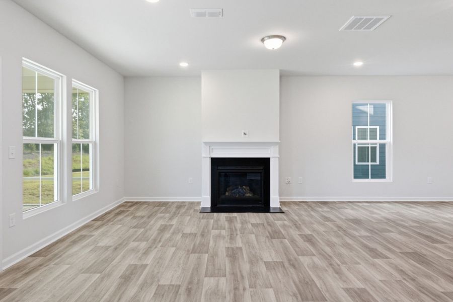 Spacious, unfurnished interior of a new home in Providence Oaks, Fuquay Varina (Image 37). Spacious, unfurnished interior of a new home in Providence Oaks, Fuquay Varina (Image 37).