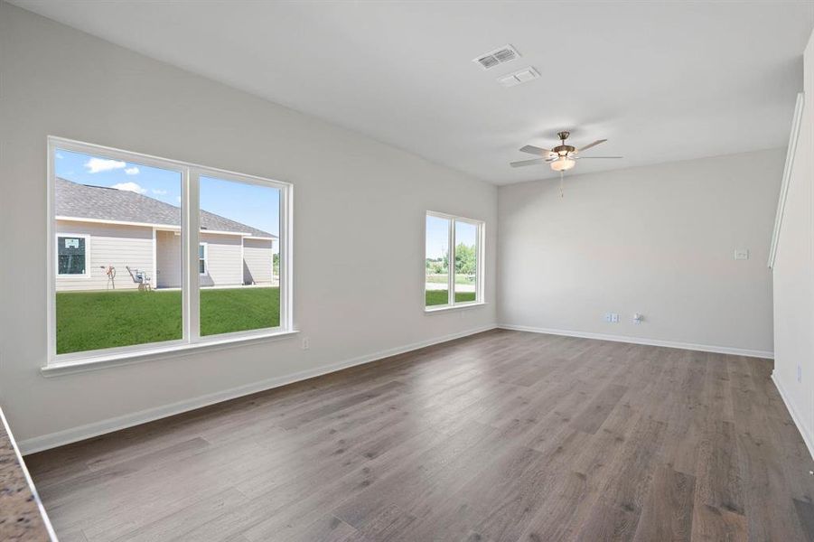 Spacious, unfurnished interior of a new home in Big Sky Estates, Ponder (Image 6).