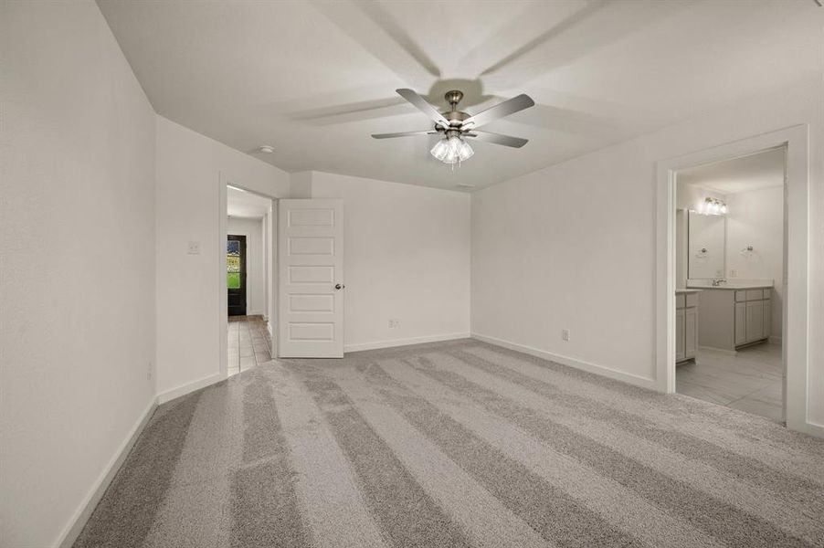Spacious, unfurnished interior of a new home in Runaway Bay, Runaway Bay (Image 32). Spacious, unfurnished interior of a new home in Runaway Bay, Runaway Bay (Image 32).