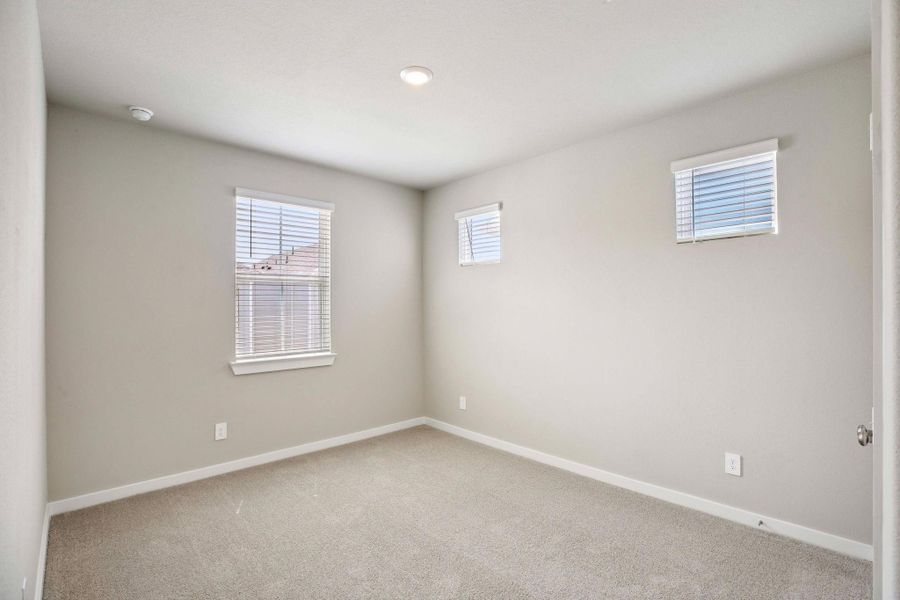 Spacious, unfurnished interior of a new home in Kemah Crossing - City Series, Kemah (Image 31). Spacious, unfurnished interior of a new home in Kemah Crossing - City Series, Kemah (Image 31).