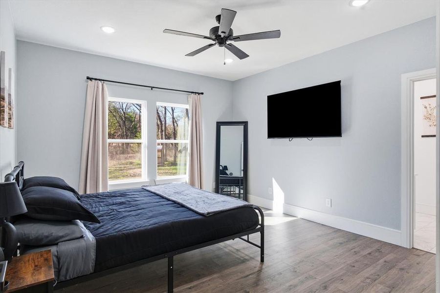 Furnished interior view inside a new home in , Emory (Image 13).