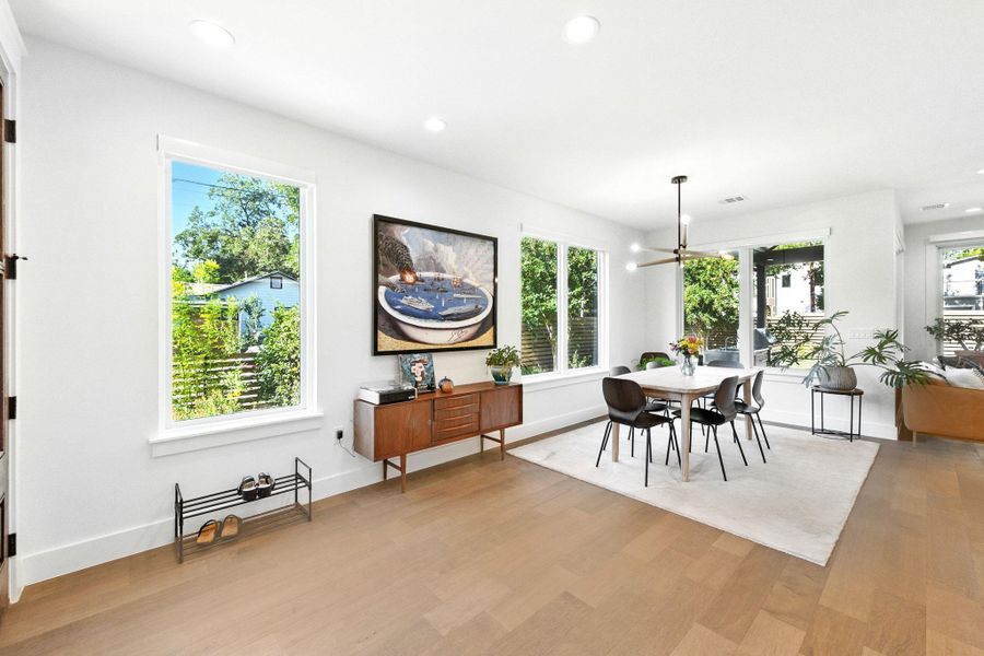 Dining area Dining area