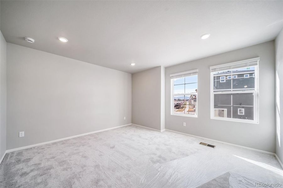 Spacious, unfurnished interior of a new home in Erie Highlands, Erie (Image 21). Spacious, unfurnished interior of a new home in Erie Highlands, Erie (Image 21).
