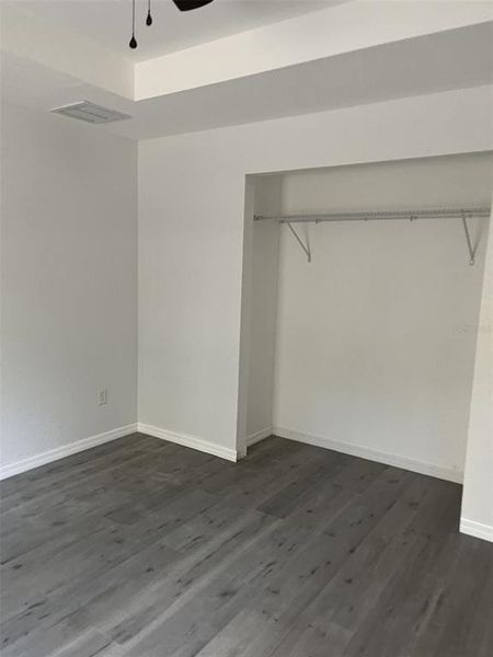 Spacious, unfurnished interior of a new home in , Ocklawaha (Image 23).