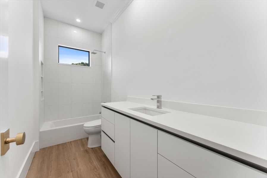 Bathroom 2 Bathroom 2