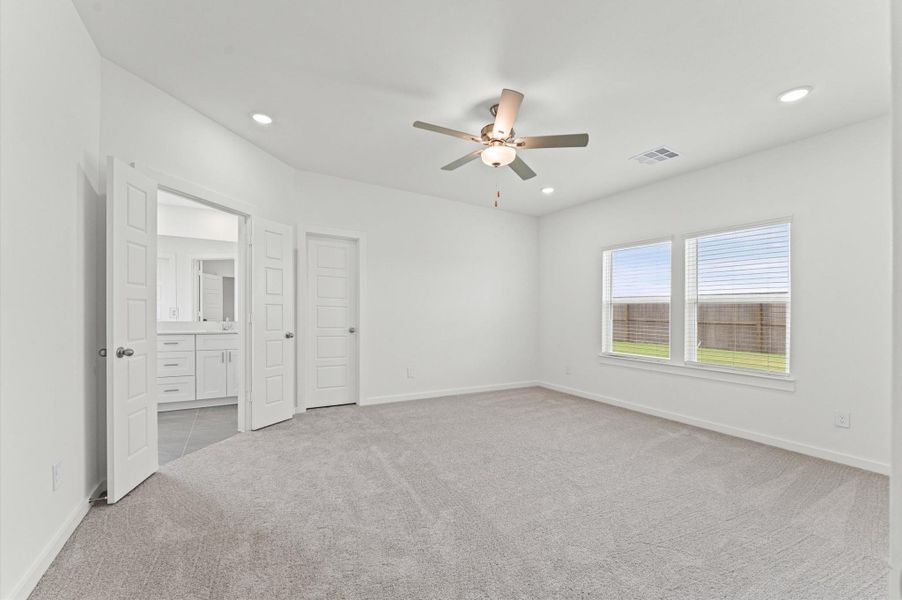 Spacious, unfurnished interior of a new home in , Angleton (Image 6). Spacious, unfurnished interior of a new home in , Angleton (Image 6).