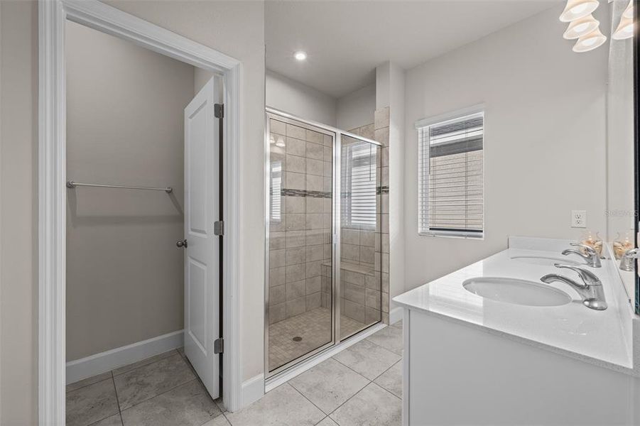 Furnished interior view inside a new home in , Parrish (Image 28).