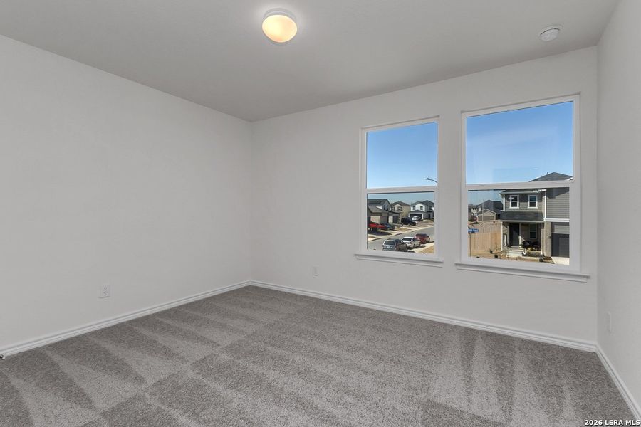 Spacious, unfurnished interior of a new home in The Granary - Heritage Collection, San Antonio (Image 8).