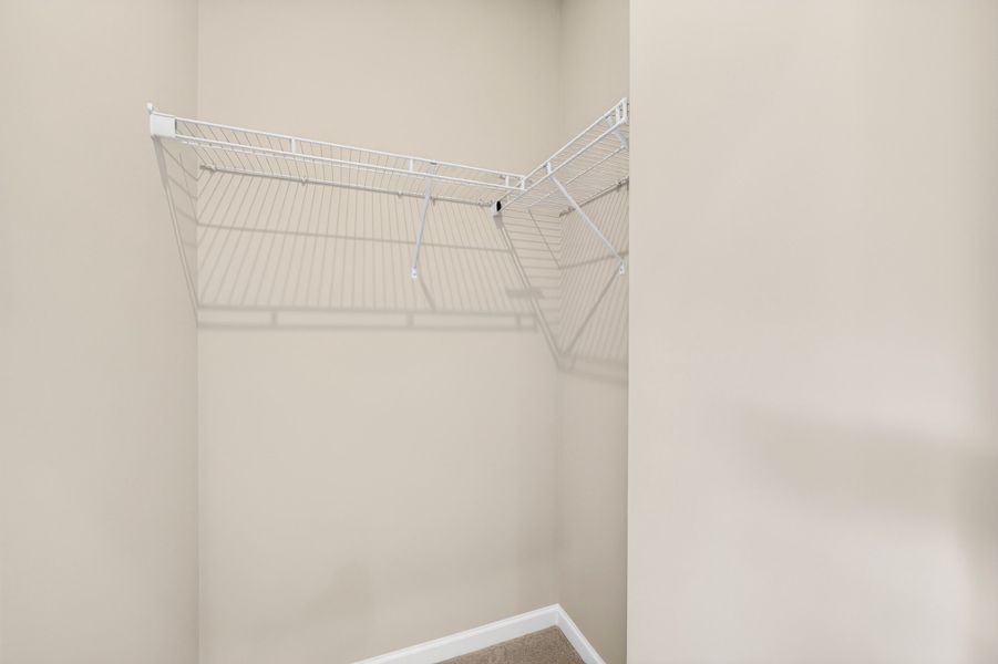 Spacious, unfurnished interior of a new home in Southmont, Charlotte (Image 30).