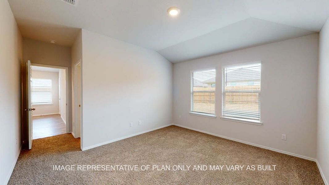 Representative unfurnished interior of a home built from the Abbot by D.R. Horton in Turnbo Ranch, Killeen (Image 16).
