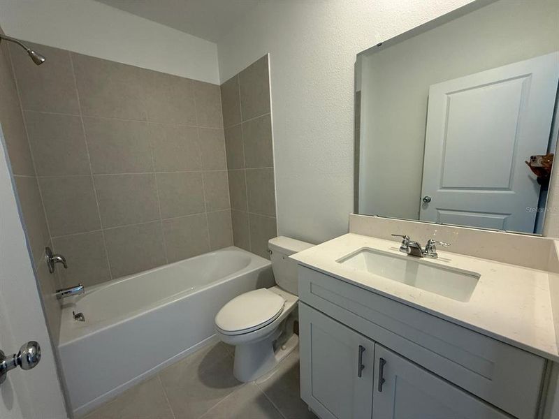 Furnished interior view inside a new home in , Kissimmee (Image 8).