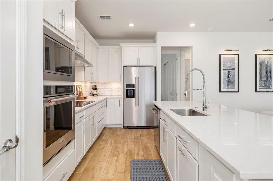 Furnished interior view inside a new home in , Bradenton (Image 17).