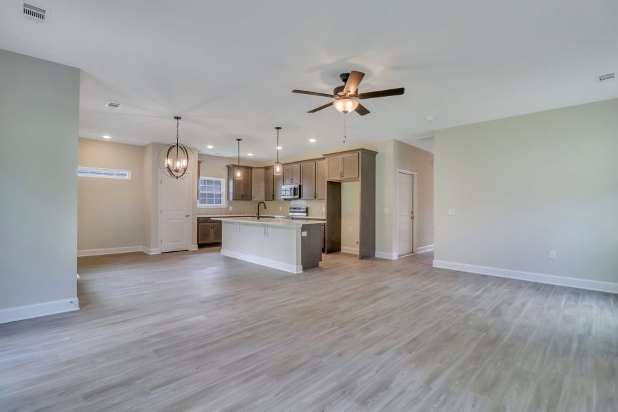 St. Helena – Great Room and Main-Level Living Area St. Helena – Great Room and Main-Level Living Area