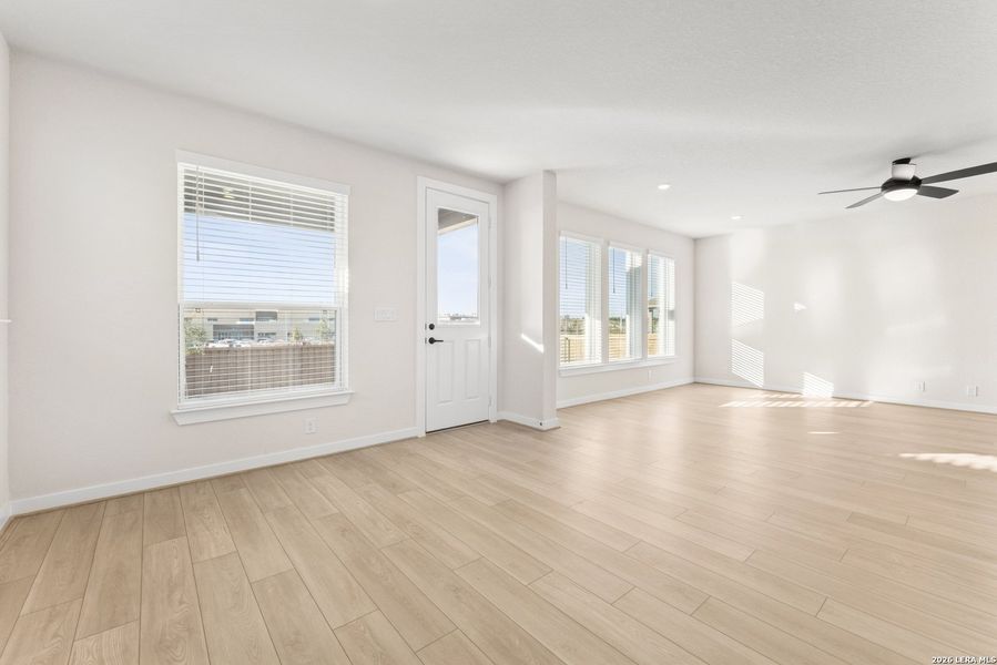 Spacious, unfurnished interior of a new home in Mayfair - Select Garden Series, New Braunfels (Image 7).