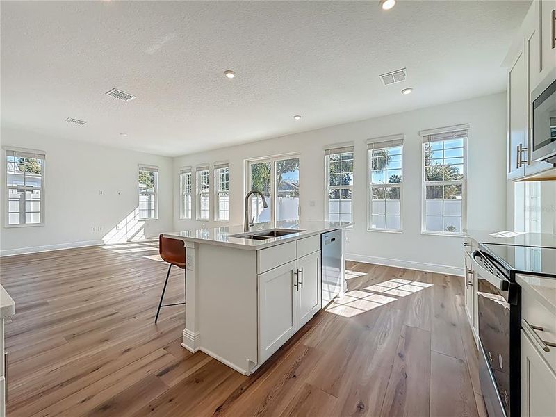 Furnished interior view inside a new home in , St. Petersburg (Image 15).