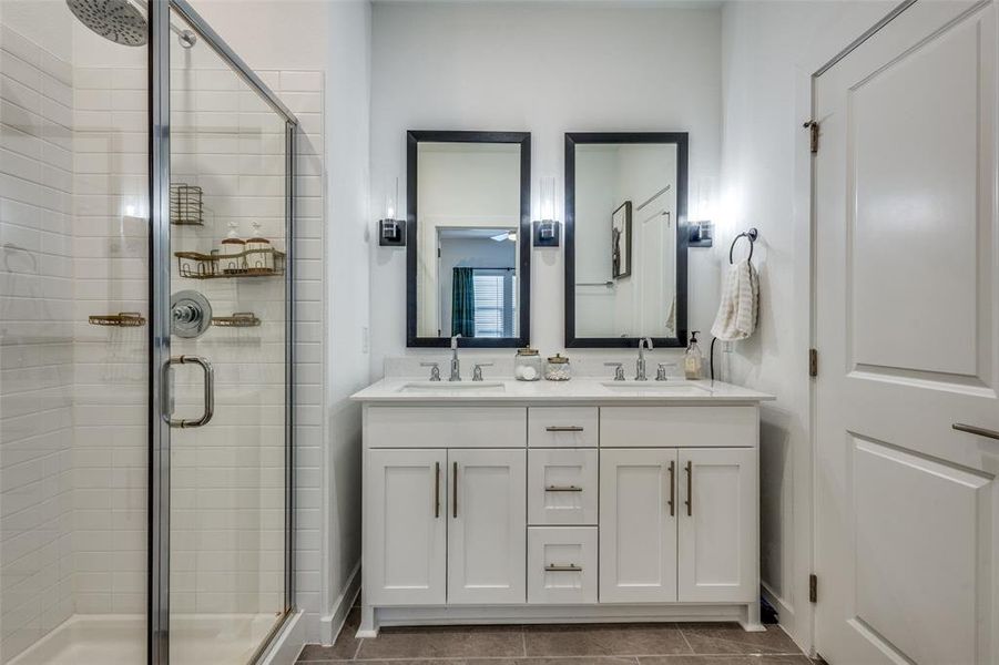 Furnished interior view inside a new home in Rolling Ridge, Van Alstyne (Image 6). Furnished interior view inside a new home in Rolling Ridge, Van Alstyne (Image 6).