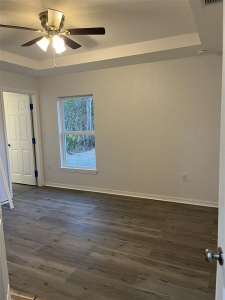 Spacious, unfurnished interior of a new home in , Ocklawaha (Image 12).