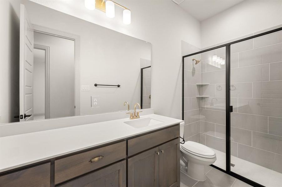 4809 Nomad- Bathroom-1