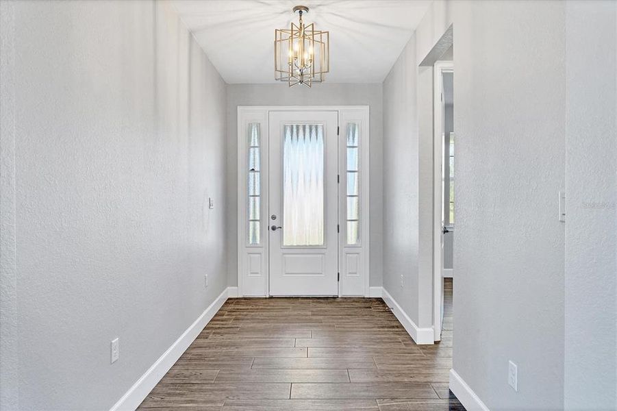 Spacious, unfurnished interior of a new home in , Rotonda West (Image 26).