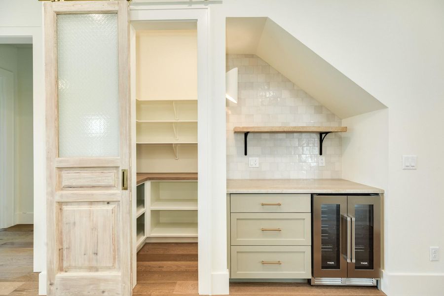 Furnished interior view inside a new home in , Galveston (Image 8).