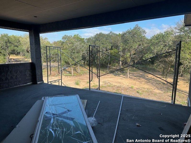 Image 21 of a home in Heimer Estates at Garden Ridge.