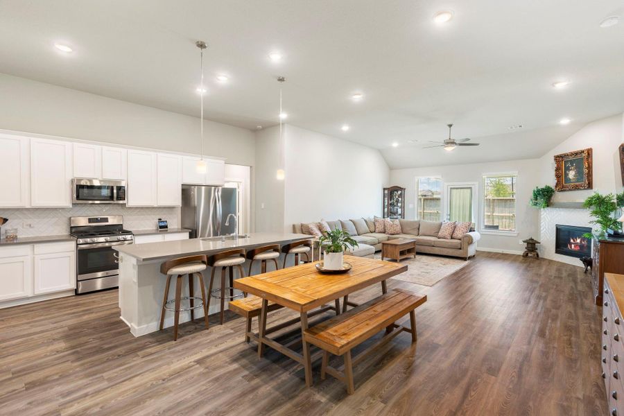 Furnished interior view inside a new home in Moran Ranch, Willis (Image 28). Furnished interior view inside a new home in Moran Ranch, Willis (Image 28).